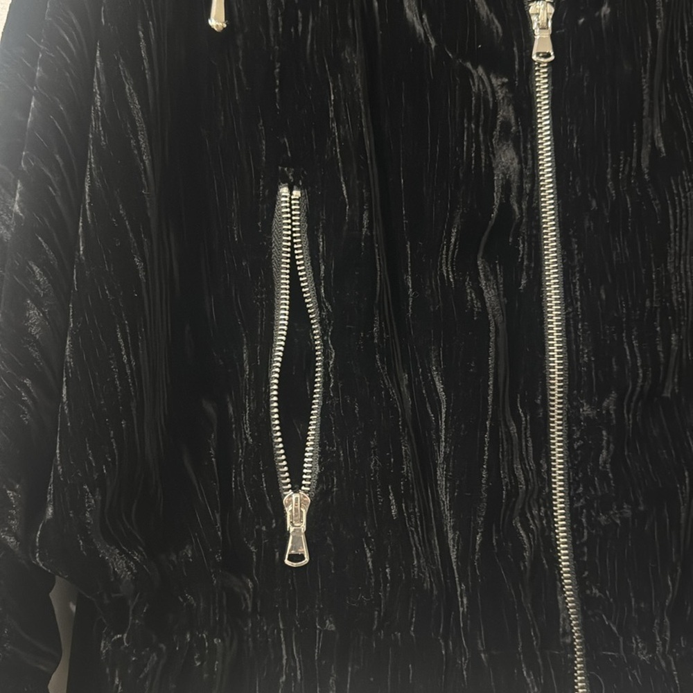 Catherine Malandrino Black Crushed Velvet Batwing Jacket – Size Medium - Picture 4 of 9